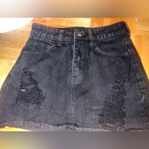 This is so cute! I wish it fit me, it’s too small!!